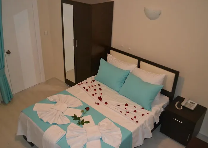 Ξενοδοχείο Mavi 3*